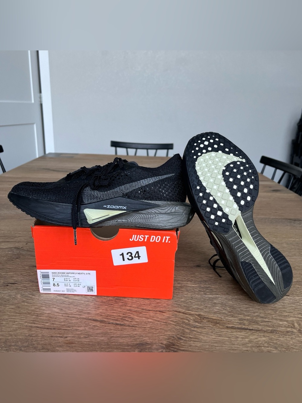 Size 7 M / 8.5 W Nike ZoomX Vaporfly NEXT% 3 Flyknit Black Sneakers HV6351-001